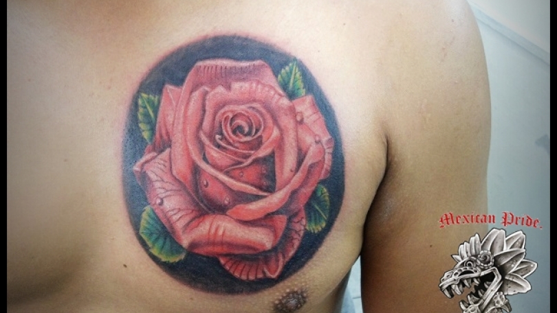 Tatuaje del artista Mexicano Roberto Girón Rosa a color Tatuajes y más