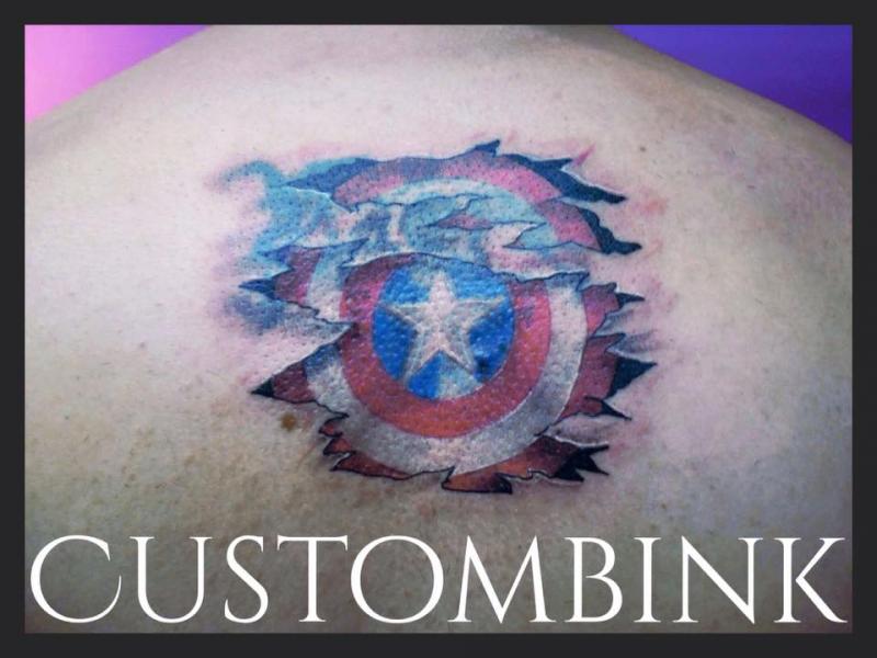 Capitán América tatuaje realizado por B-Ink Tattoo