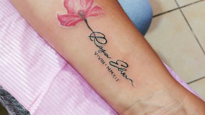 Tatuaje del artista Mexicano Omar Mendoza , Rosa Elva | Tatuajes y más