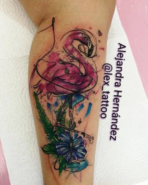Flamingo tatuaje realizado por Alejandra Hernández