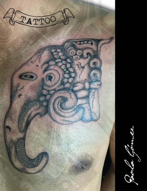 Elefante tatuaje realizado por Paola Gómez