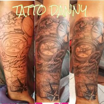Mapa  tatuaje realizado por TattoDanny
