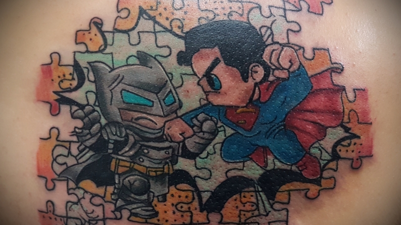 ▷ Tatuaje del artista Mexicano Wakotzin Kalavera, Batman vs Superman |  Tatuajes y más
