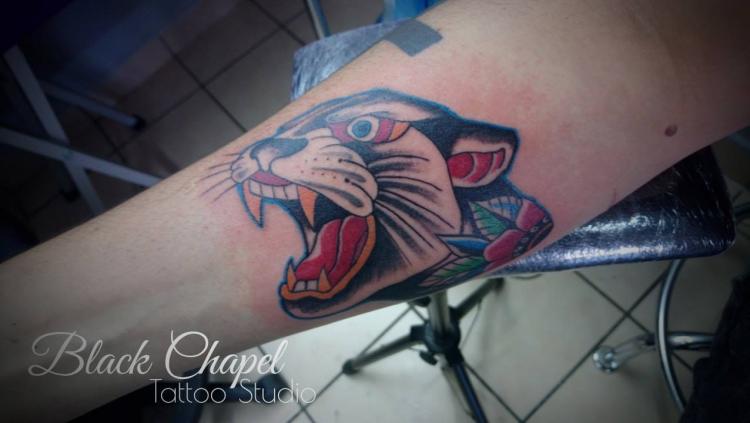 pantera NEOTRADI tatuaje realizado por Jonathan Aguirre