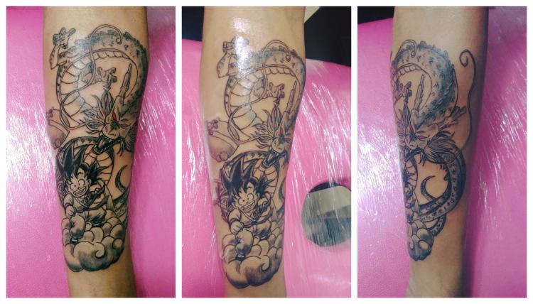 Goku Y Shen Long  tatuaje realizado por Omar Mendoza 