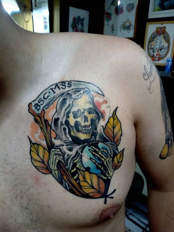 skull tatuaje realizado por Garo Lozada