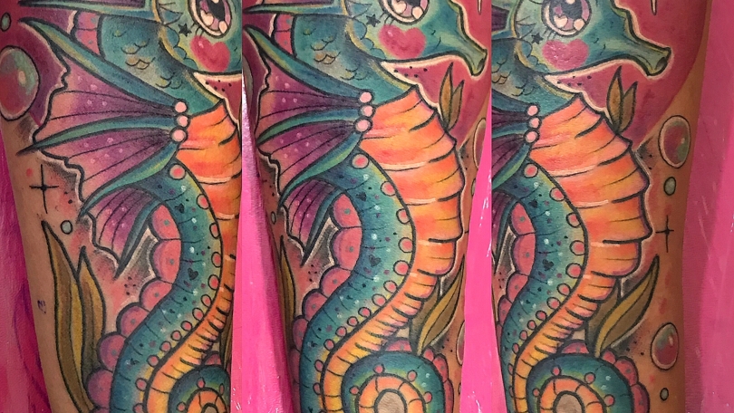 Tatuaje del artista Mexicano Wendy Martínez, Hipocampo | Tatuajes y más