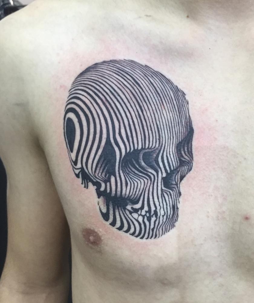 skull tatuaje realizado por Rene pacheco