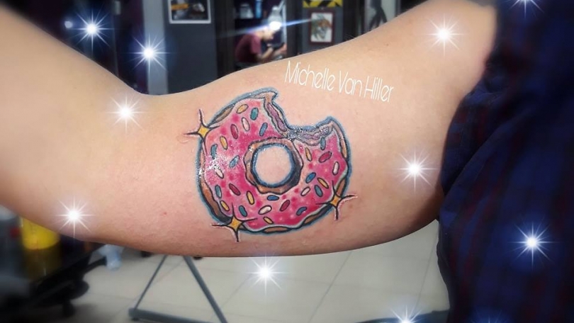Tatuaje del artista Mexicano Michelle Van Hiller, Dona de Homero ...