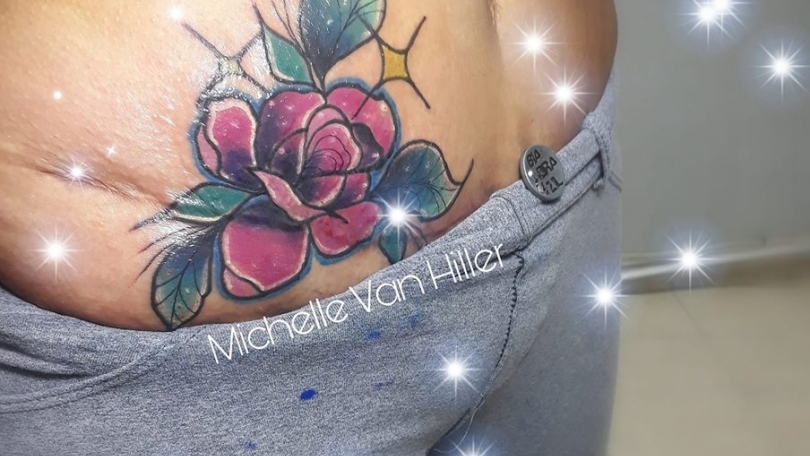 Tatuaje del artista Mexicano Michelle Van Hiller, Rosa | Tatuajes y más