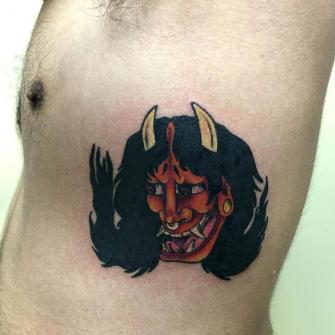 Demonio neotradicional tatuaje realizado por Maferchu Tattoo