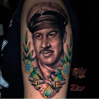 Retrato Pedro Infante tatuaje realizado por Viernes13 Tattoo Collective