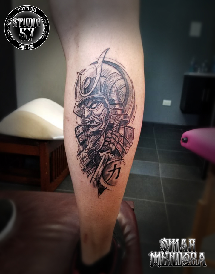 Samuray  ( Fuerza )  tatuaje realizado por Omar Mendoza 