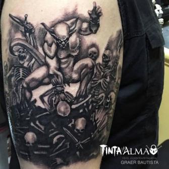Demonio y esqueletos Black and grey tatuaje realizado por Graer Bautista