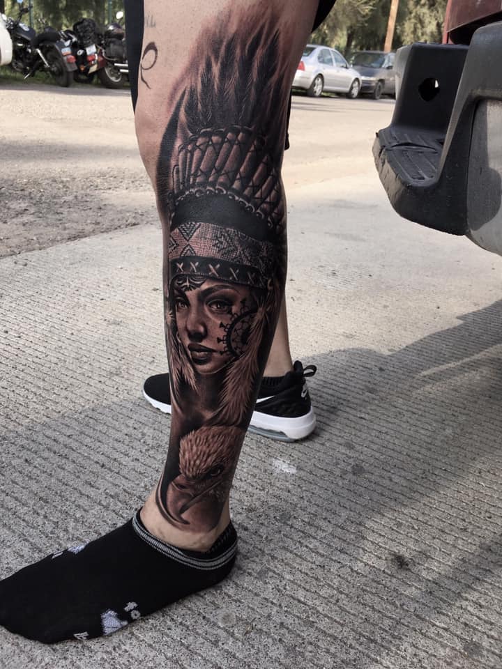 India apache Black and Grey tatuaje realizado por Raphael Rios