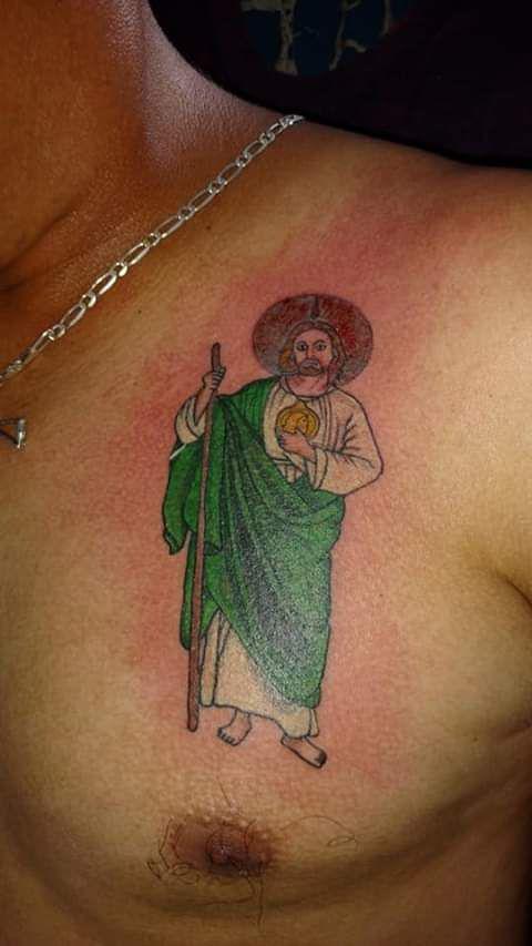 San Judas Tadeo tatuaje realizado por El Dragón Tattoo Studio