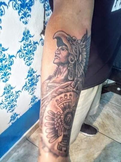 GuerreroAzteca tatuaje realizado por Rak Martinez