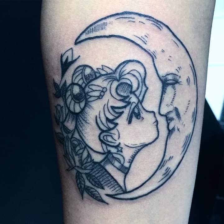 Sailormoon  tatuaje realizado por Rikardo romo