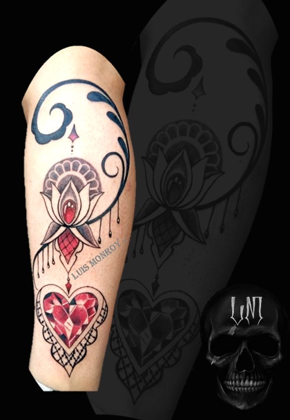 Nuevas Tendencias  tatuaje realizado por Luis monroy