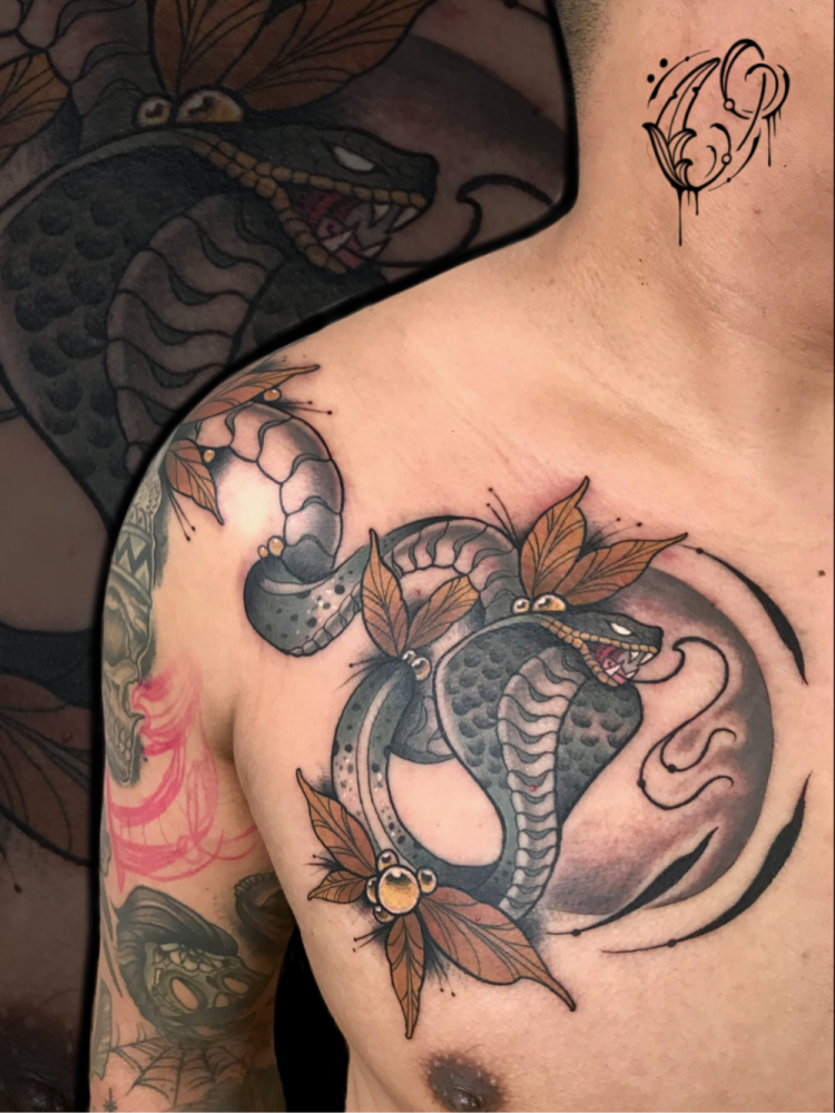 Serpiente  tatuaje realizado por Christian Garcia (Otto)