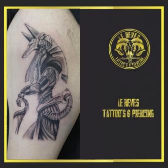 Anubis Tatuaje - Genest Darkholme  tatuaje realizado por Genest Darkholme 
