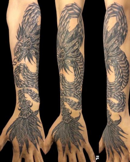 Quetzalcóatl  tatuaje realizado por Rene pacheco