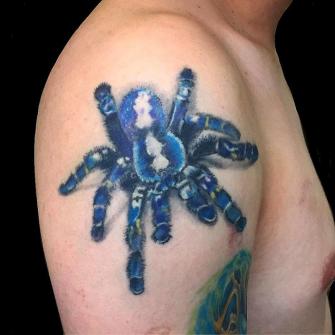 Tarantula tatuaje realizado por Rene pacheco