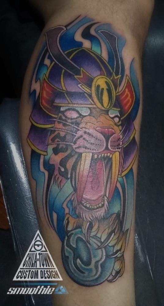 Furia  tatuaje realizado por Chilatown Custom Desing