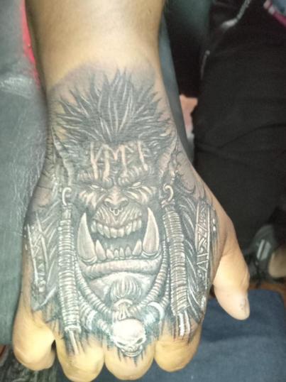 Orco  tatuaje realizado por Chilatown Custom Desing