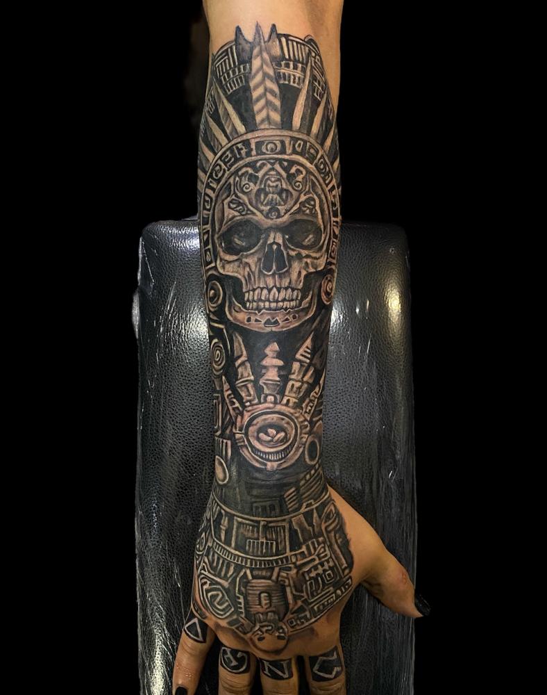 Calavera tatuaje realizado por Rene pacheco