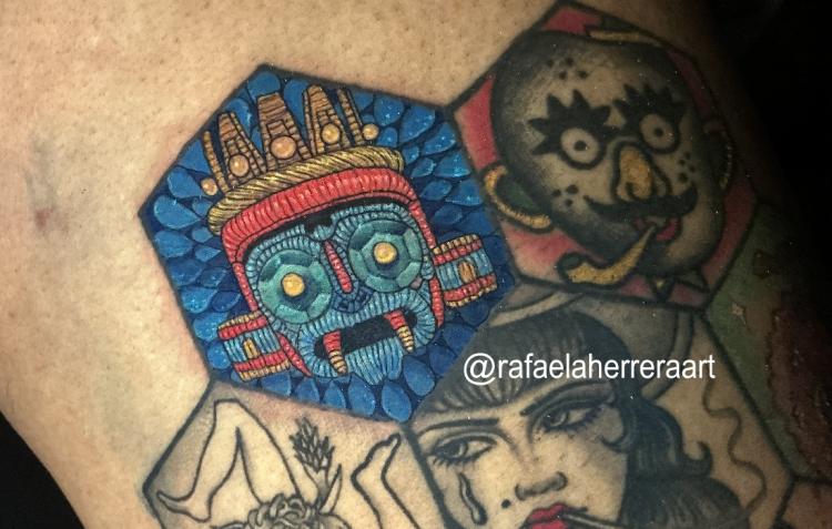 Pavorreal, patch tattoo, tatuaje bordado, Rafaela Herrera Art tatuaje realizado por Rafaela Herrera